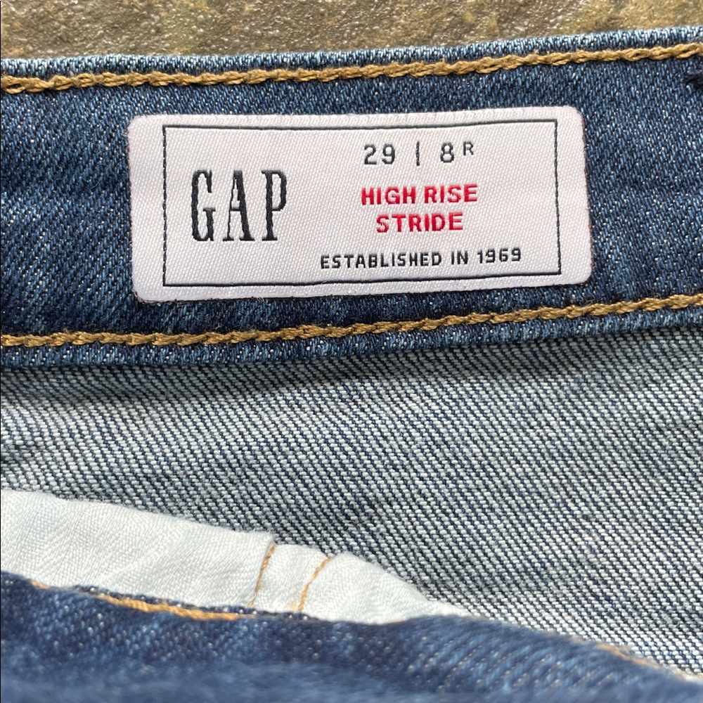 GAP High Rise Denim Jeans - Picture 4 of 6